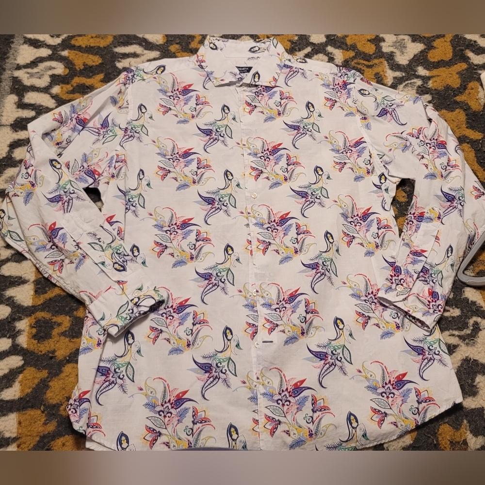 D. Cremieux Long sleeve shirt
